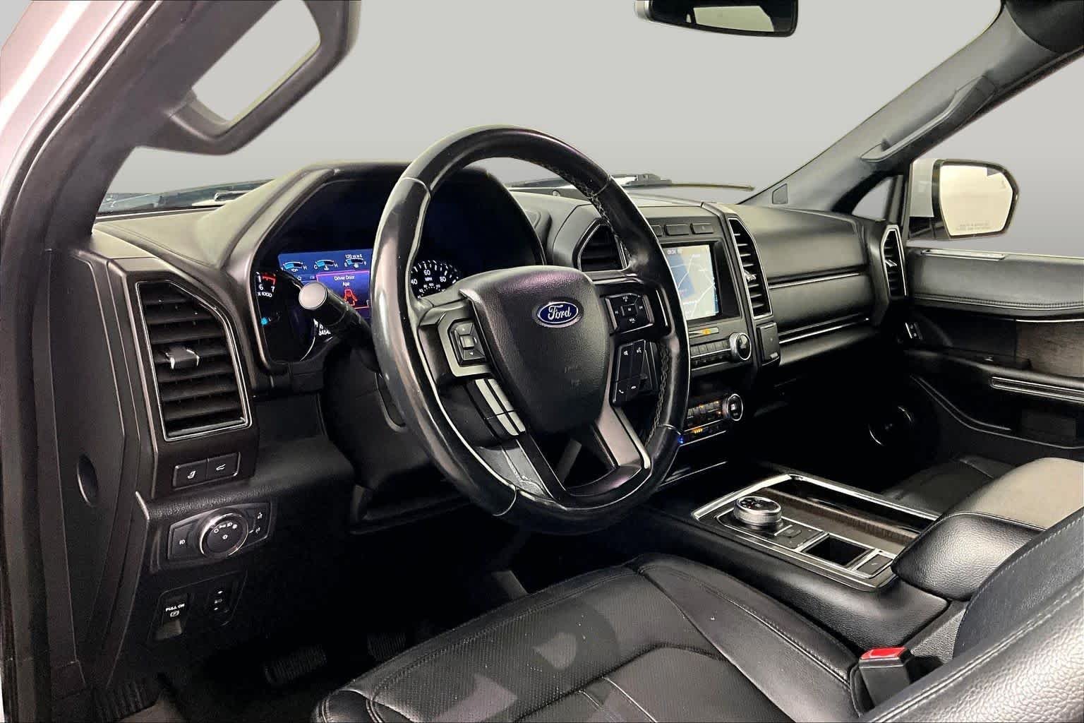 Used 2019 Oxford White Ford Limited image 16