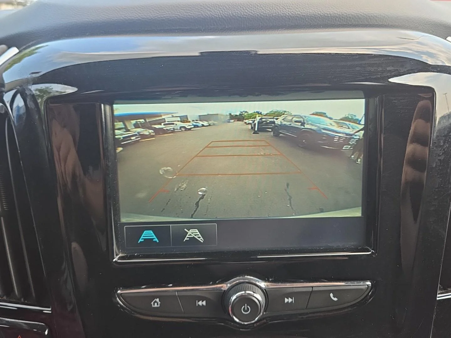 Used 2019 Pepperdust Metallic Chevrolet LT Cloth image 5