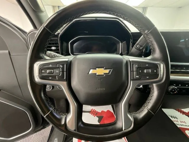 Used 2024 Gray Chevrolet LT image 8