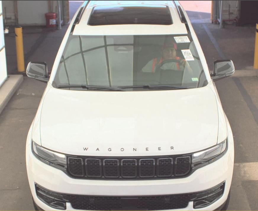 Used 2023 Jeep Wagoneer Series II with VIN 1C4SJVBP8PS559999 for sale in Kansas City