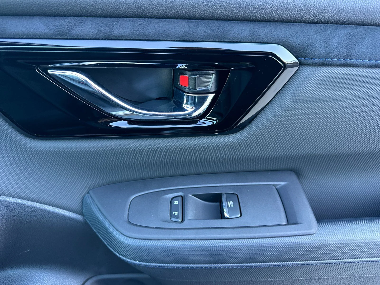 New 2026 ICE SILVER METALLIC Subaru Limited image 21