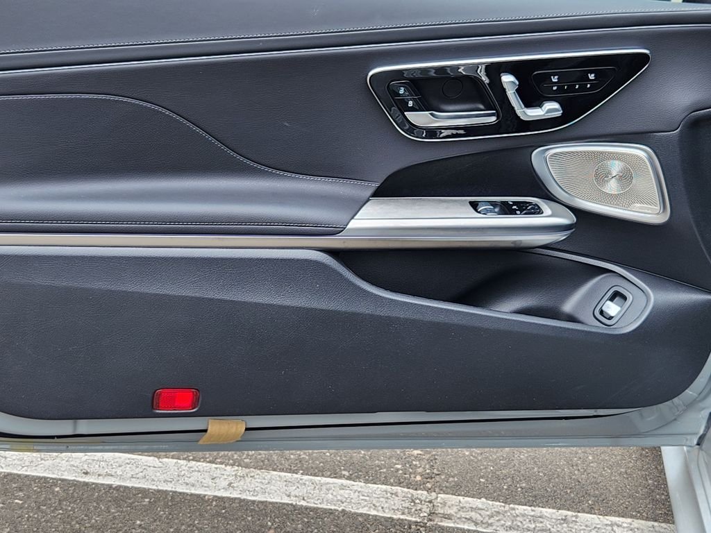 New 2026 MANUFAKTUR Alpine Grey Metallic Mercedes-Benz CLE 300 4MATIC® image 12
