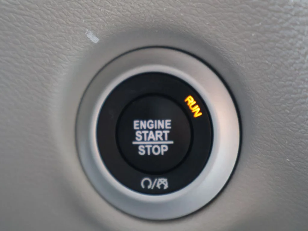 Used 2023 Black Chrysler Touring L image 34