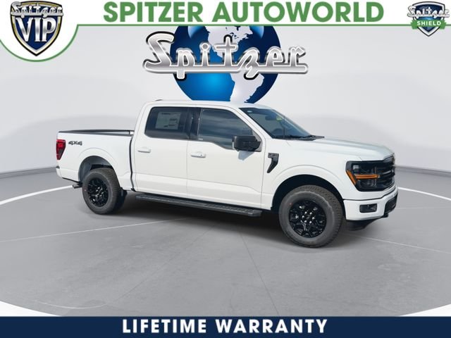 New 2026 White Ford XLT image 2
