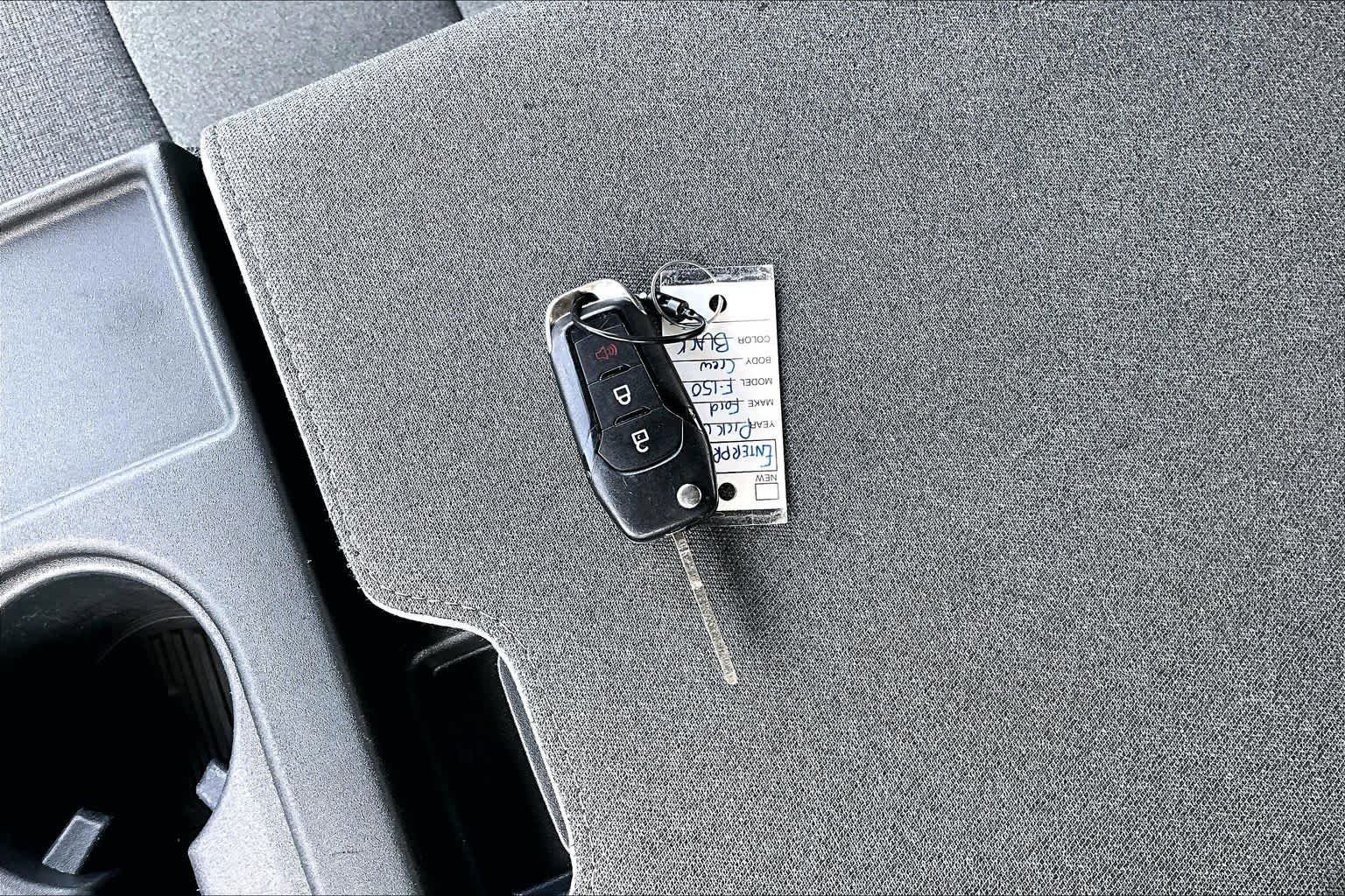 Used 2025 Agate Black Metallic Ford XLT image 14