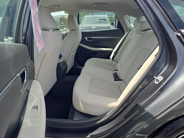 Used 2025 Gray Hyundai SEL image 21