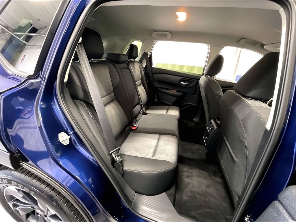 Used 2025 Blue Nissan SV image 16