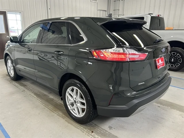 Used 2024 Green FORD SEL image 9