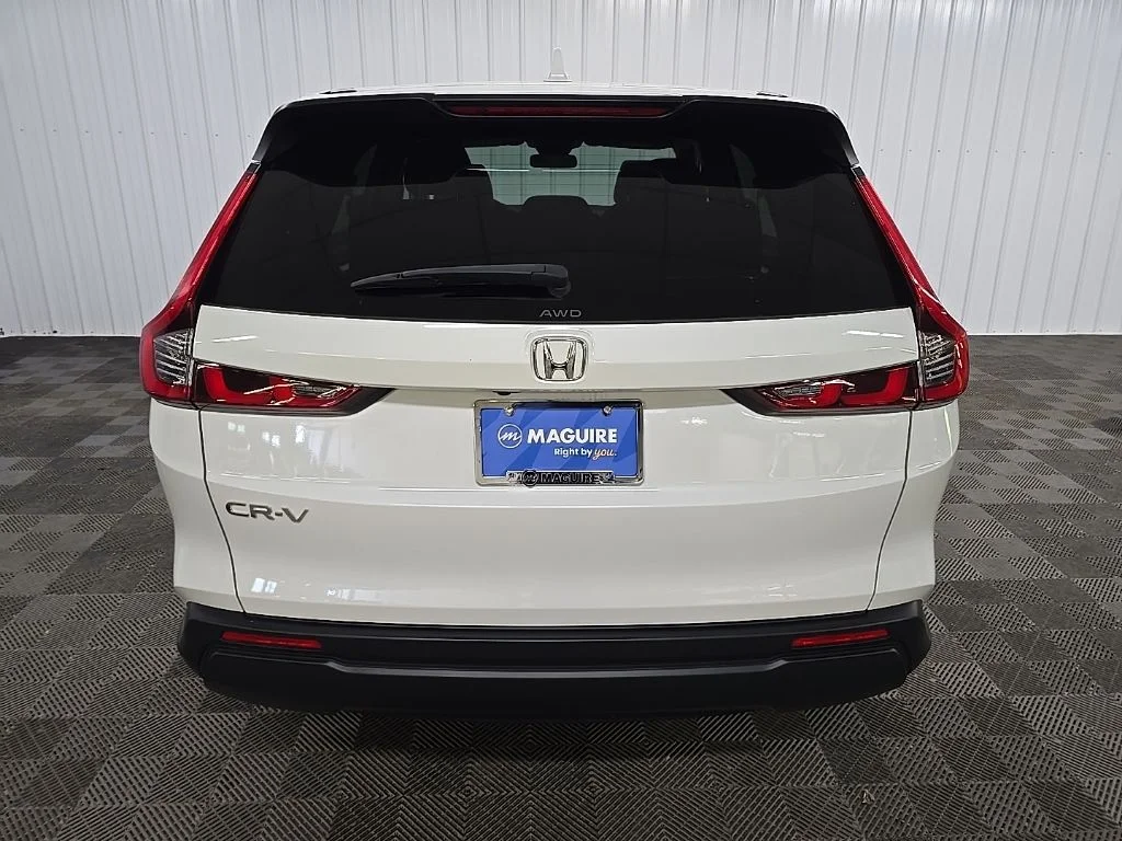 Used 2024  Honda EX image 11
