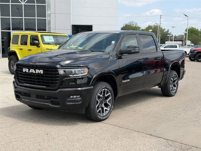 New 2026 Diamond Black Crystal Pearl-Coat Exterior Paint RAM Laramie image 1