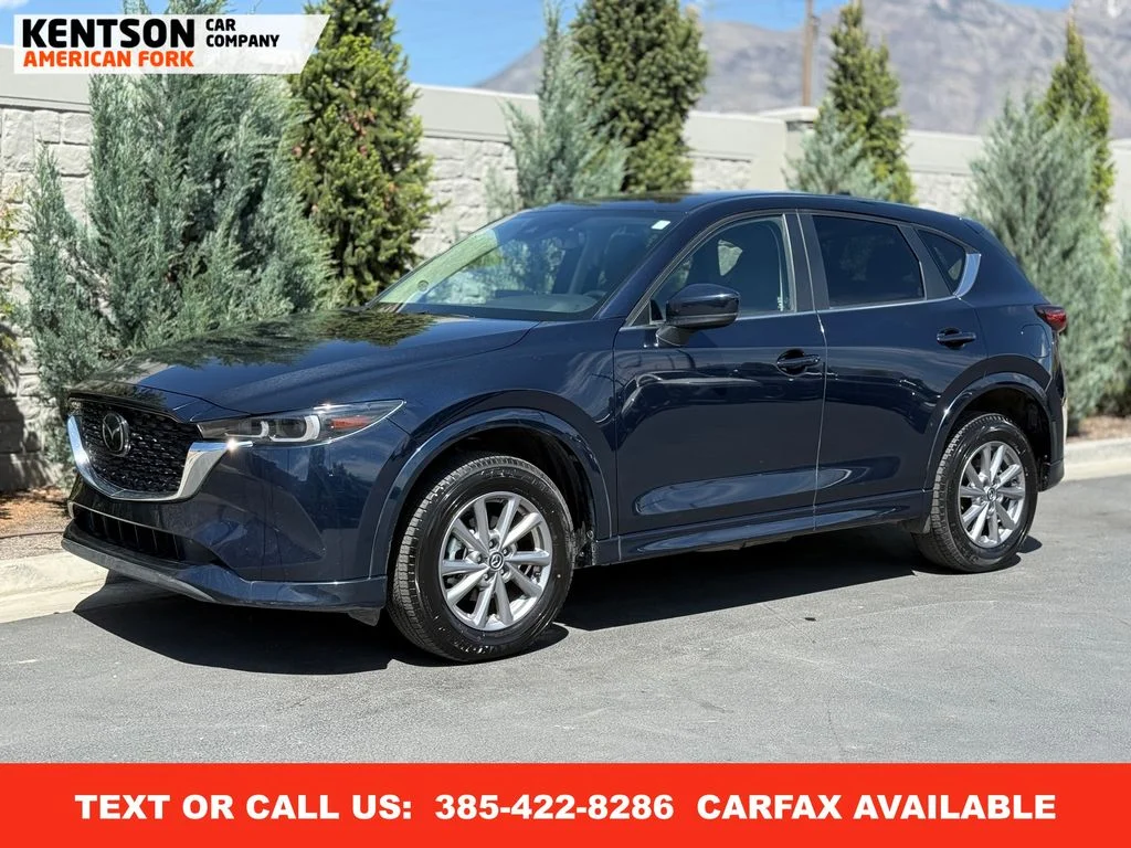 2025 Mazda CX-5 S Preferred package Auto AWD's photo