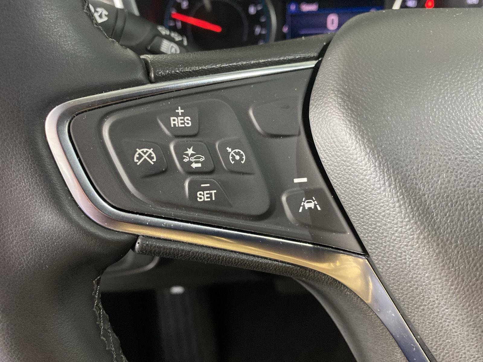 Used 2024  Chevrolet  image 14