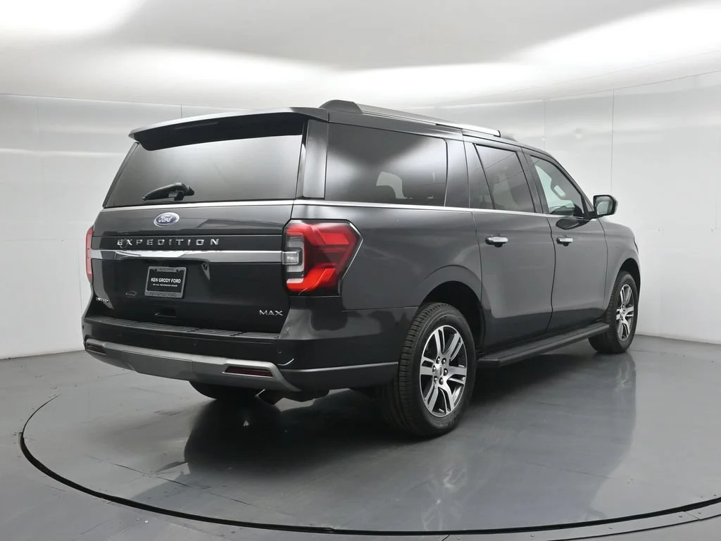 Certified Used 2024 Gray Ford Limited image 30