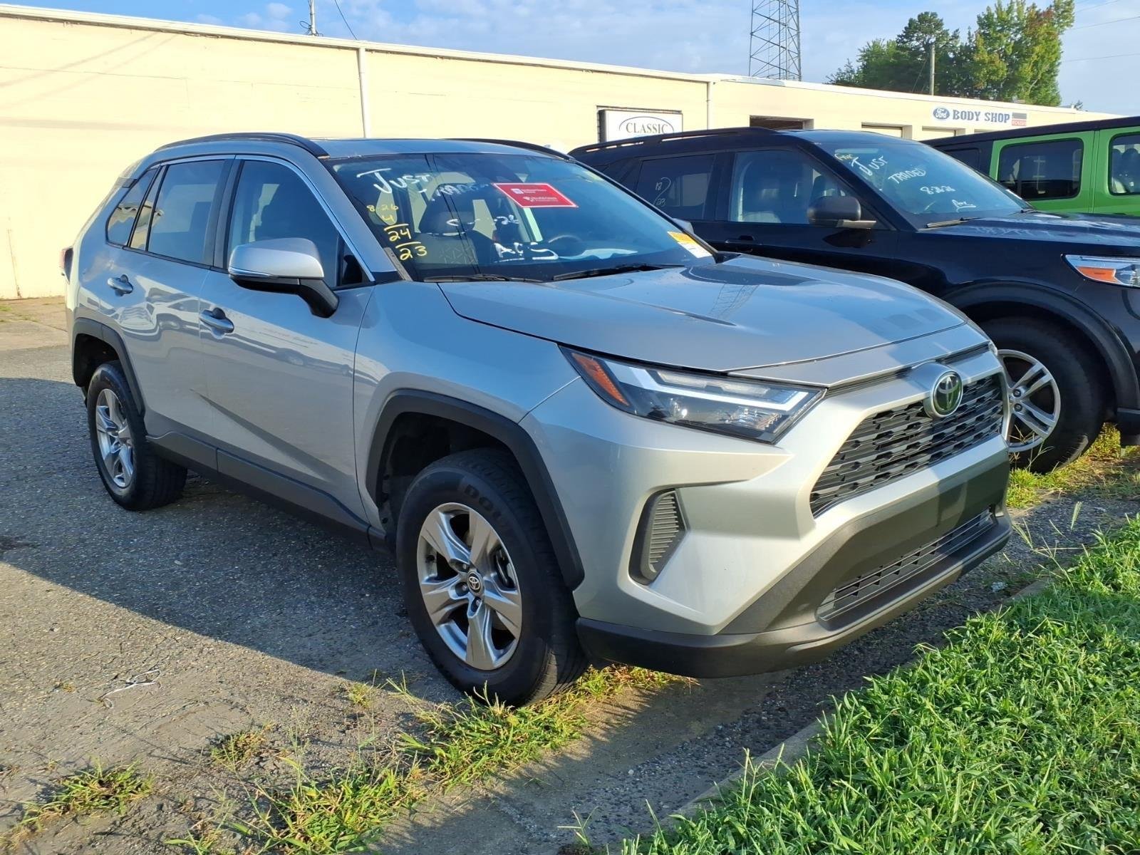 Used 2023 Silver Sky Metallic Toyota XLE image 3