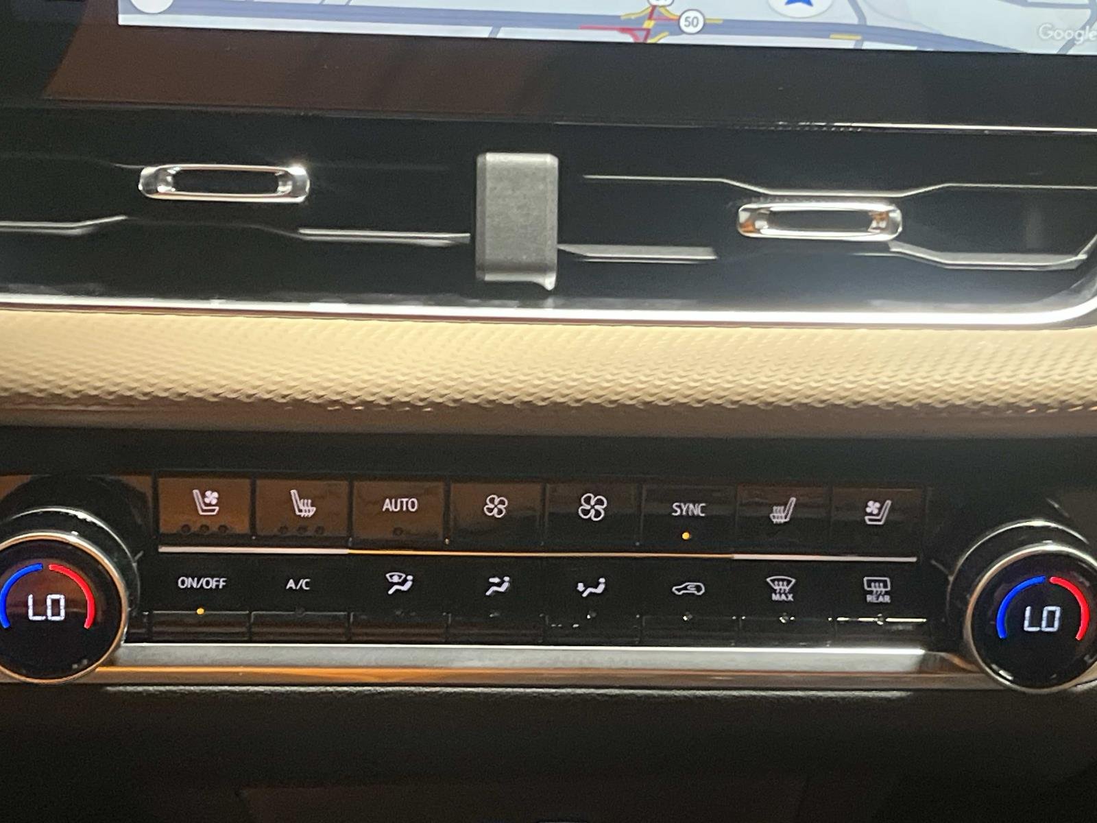 2027 Chevrolet Equinox ACTIV - Photo 24