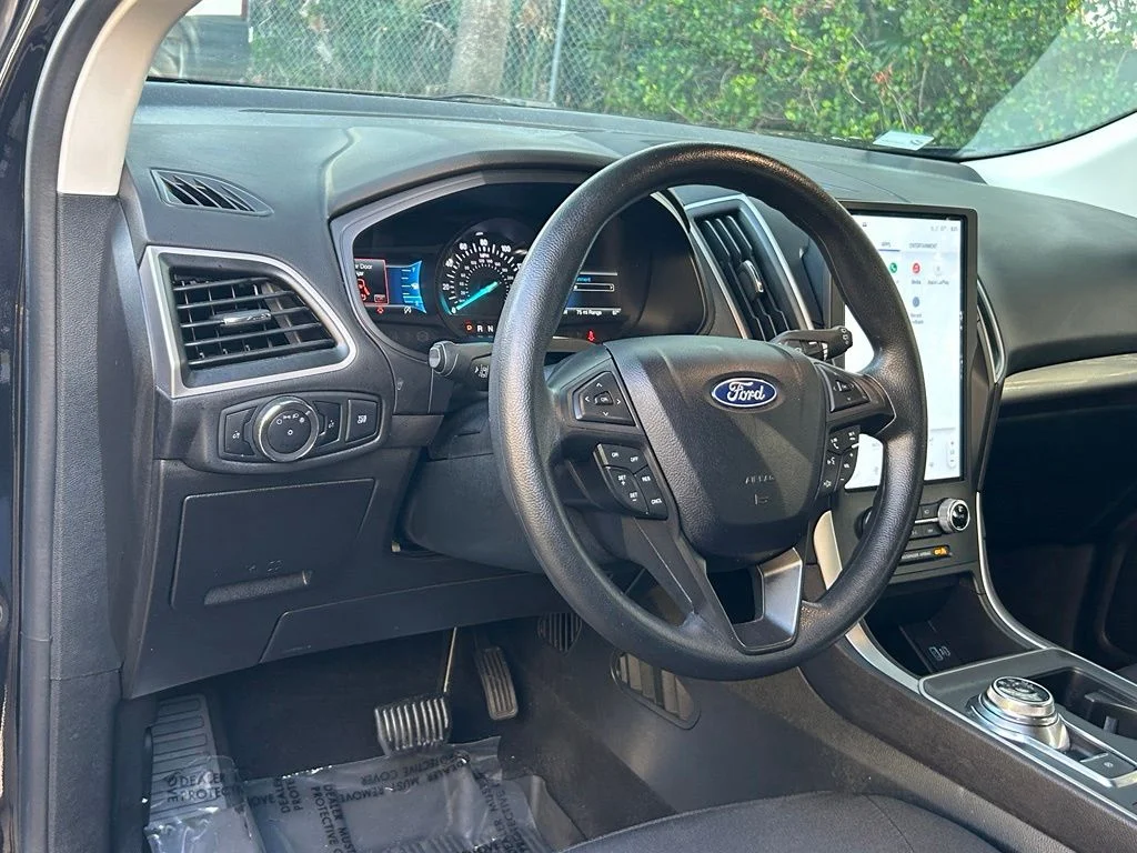 Certified Used 2024 Black Metallic Ford SE image 32