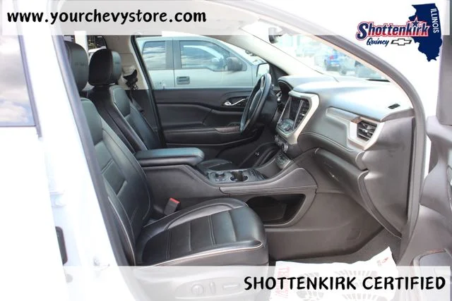 Used 2023 White GMC Denali image 13