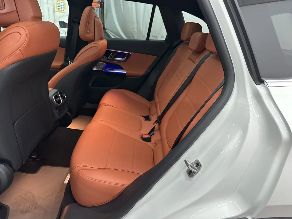 Certified Used 2026 White Mercedes-Benz GLC 300 image 25