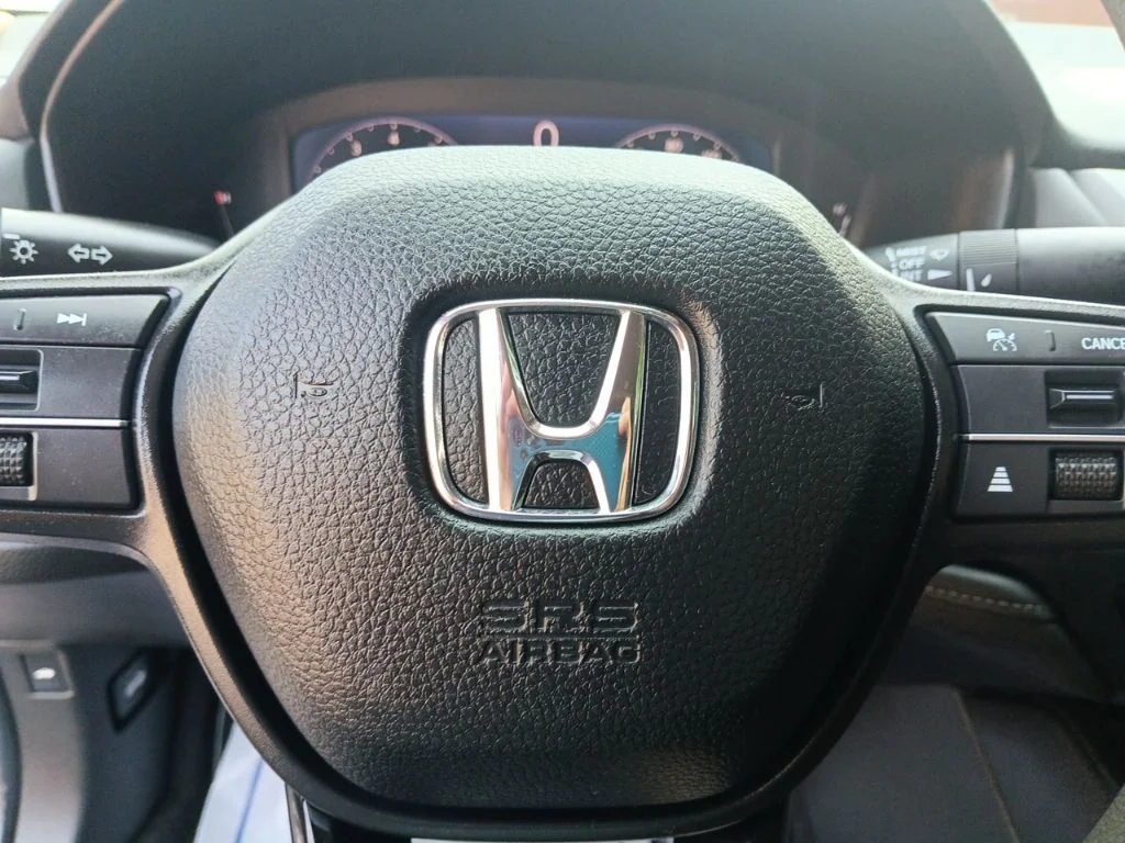 Used 2024 Solar Silver Metallic Honda EX image 19