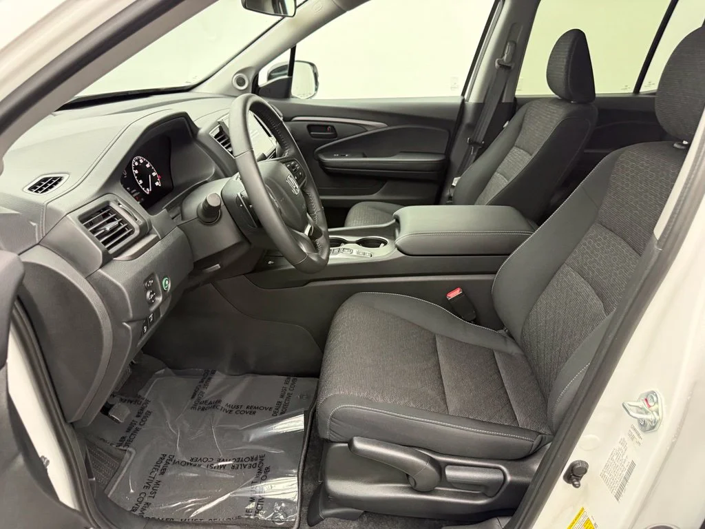 Used 2025 White Honda Sport image 24