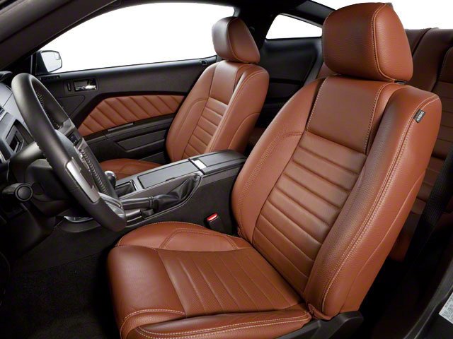 Used 2010 Brilliant Silver Metallic Ford GT Premium image 8