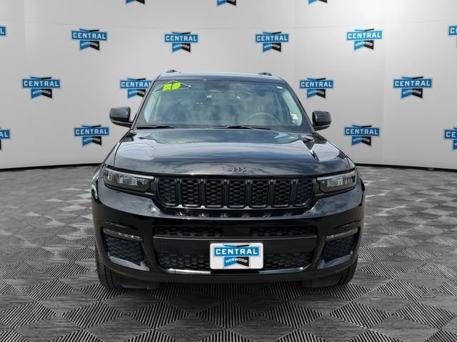 Used 2023 Black Jeep Limited image 9