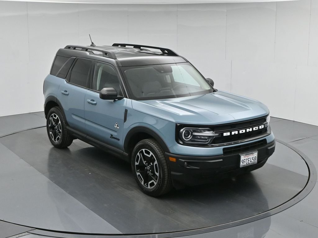 Used 2022 Gray Ford Outer Banks image 42