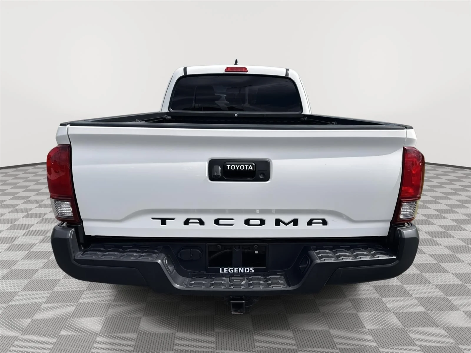 Certified Used 2022 White Toyota SR image 12
