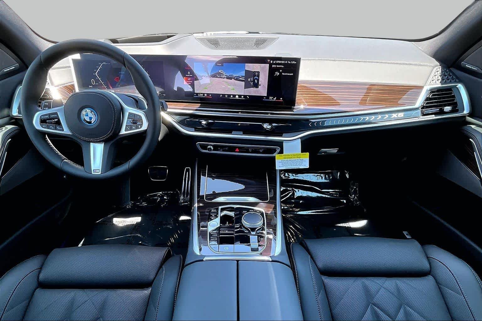 New 2026 Carbon Black Metallic BMW xDrive50e image 5