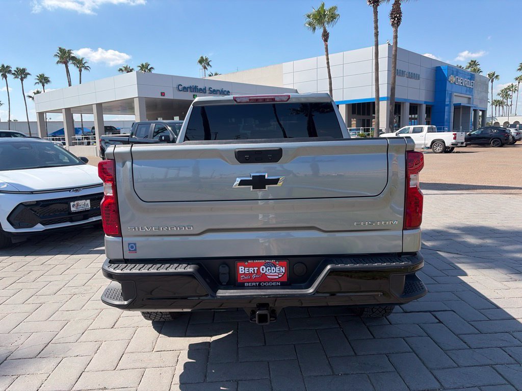 Used 2025 Sterling Gray Metallic Chevrolet Custom Trail Boss image 6