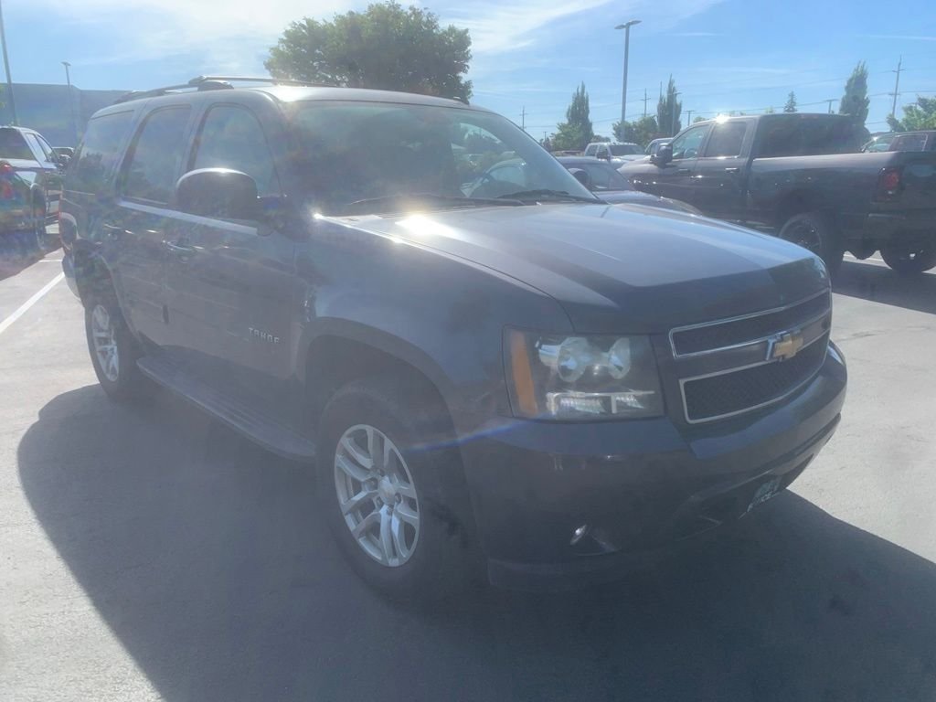 Used 2010 Blue Granite Metallic Chevrolet LT image 5