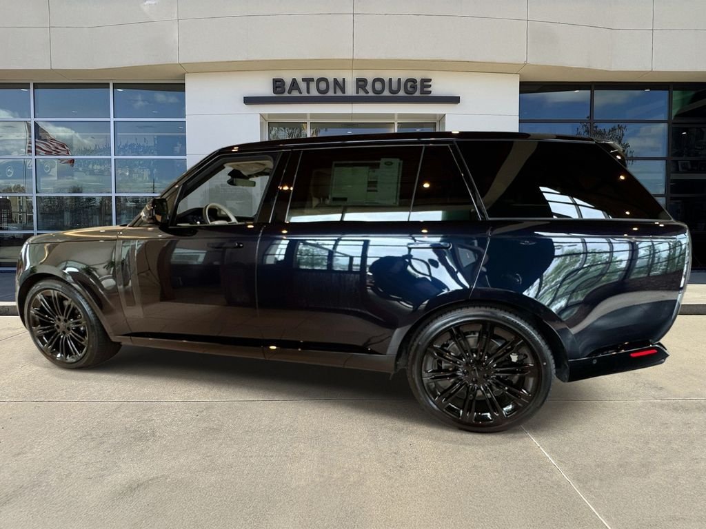 New 2026 Constellation Blue Ultra Metallic Gloss LAND ROVER SE LWB 7-Seats / V8 image 5