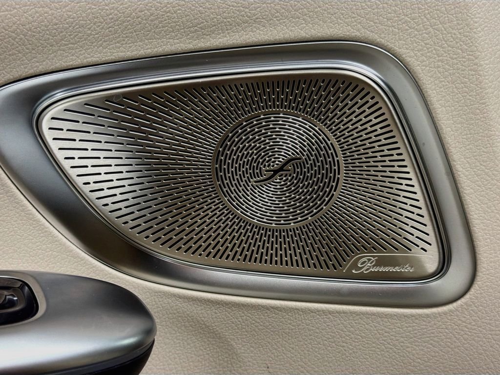 Used 2026  Mercedes-Benz C 300 image 20
