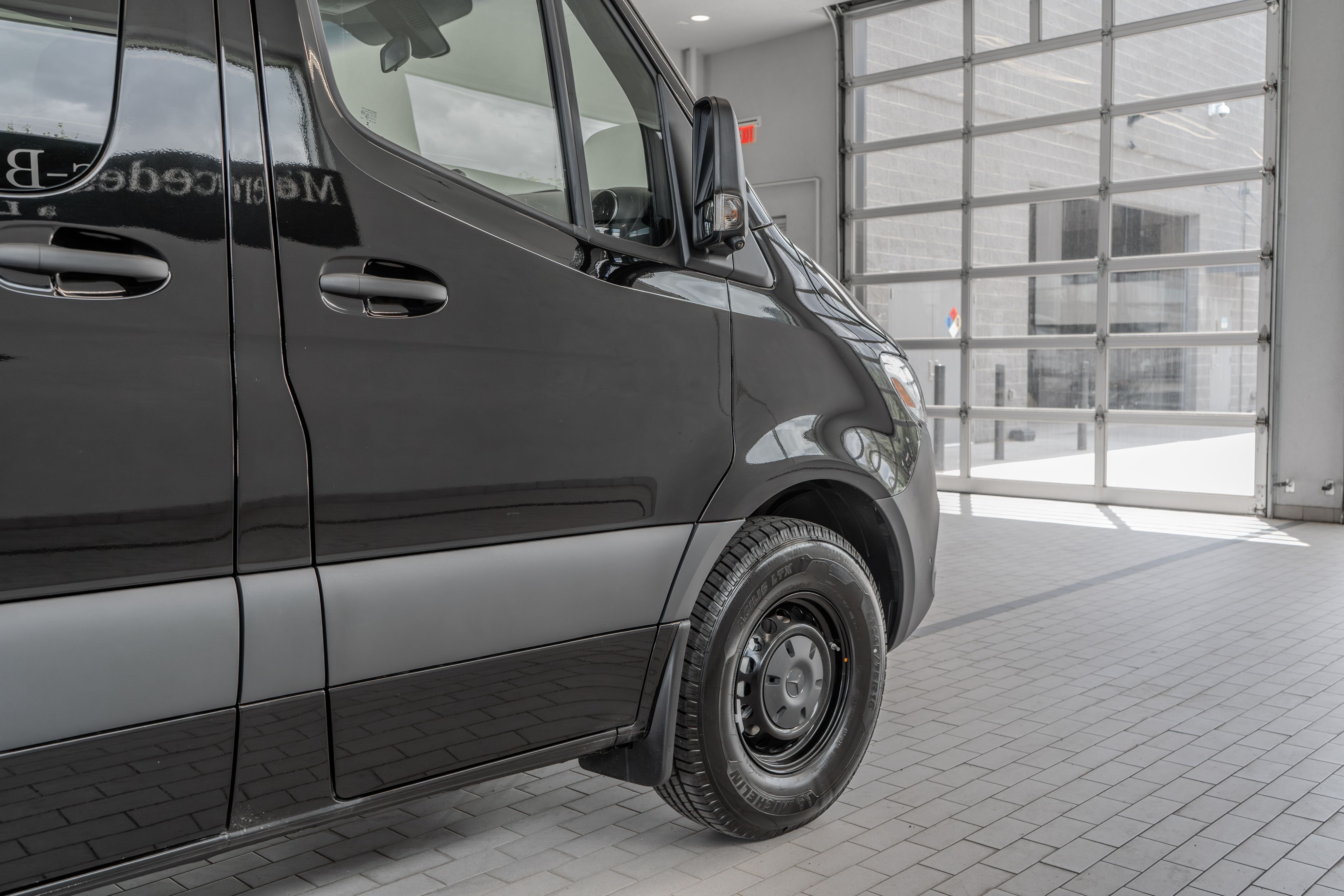 2025 Mercedes-Benz Sprinter Passenger Van Base - Photo 33