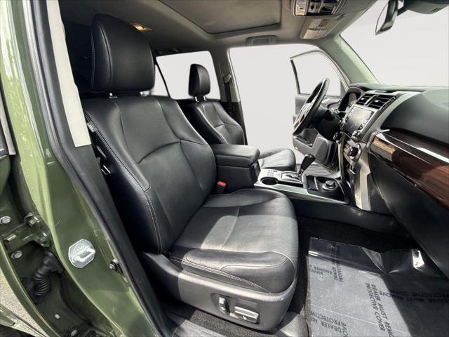 Certified Used 2022 ARMY GREEN Toyota  image 30
