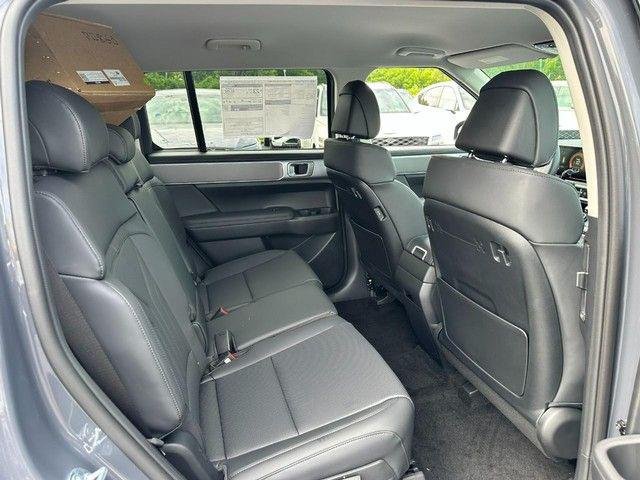 New 2026 Gray Hyundai SEL AWD image 4