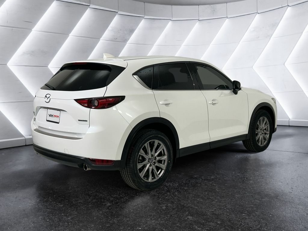 Used 2021 White Mazda Grand Touring image 4