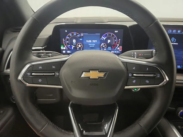 Used 2025 Black Chevrolet Premier image 47
