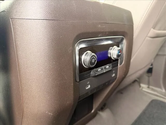 2023 GMC Yukon SLT - Photo 12