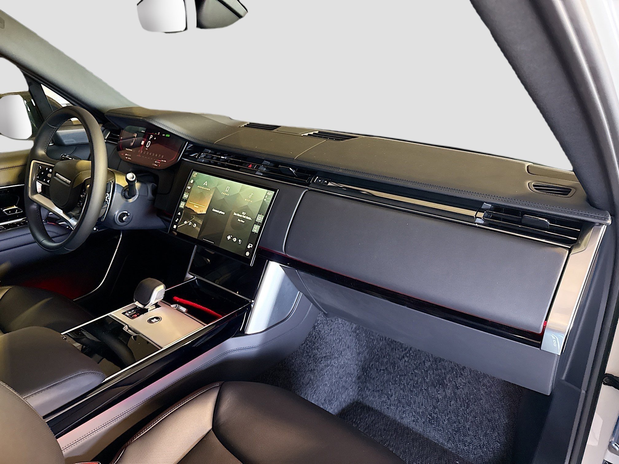 New 2026 Fuji White Land Rover SE image 13