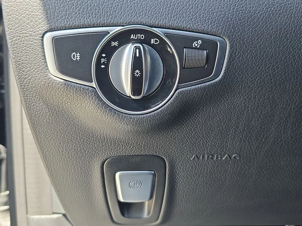 Used 2022 Black Mercedes-Benz E 450 image 29