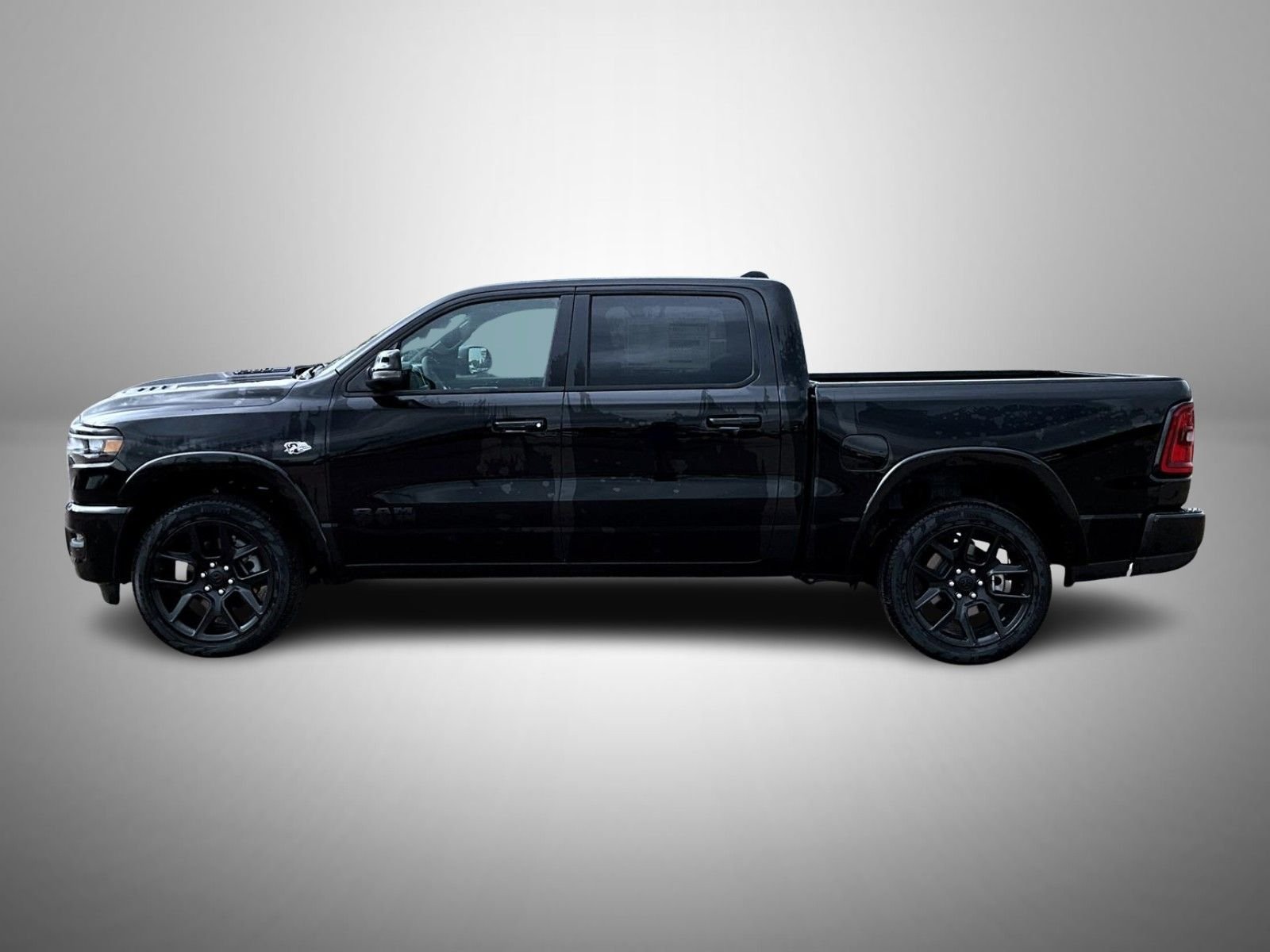 New 2026 Diamond Black Crystal Pearl-Coat Exterior Paint RAM Laramie image 8
