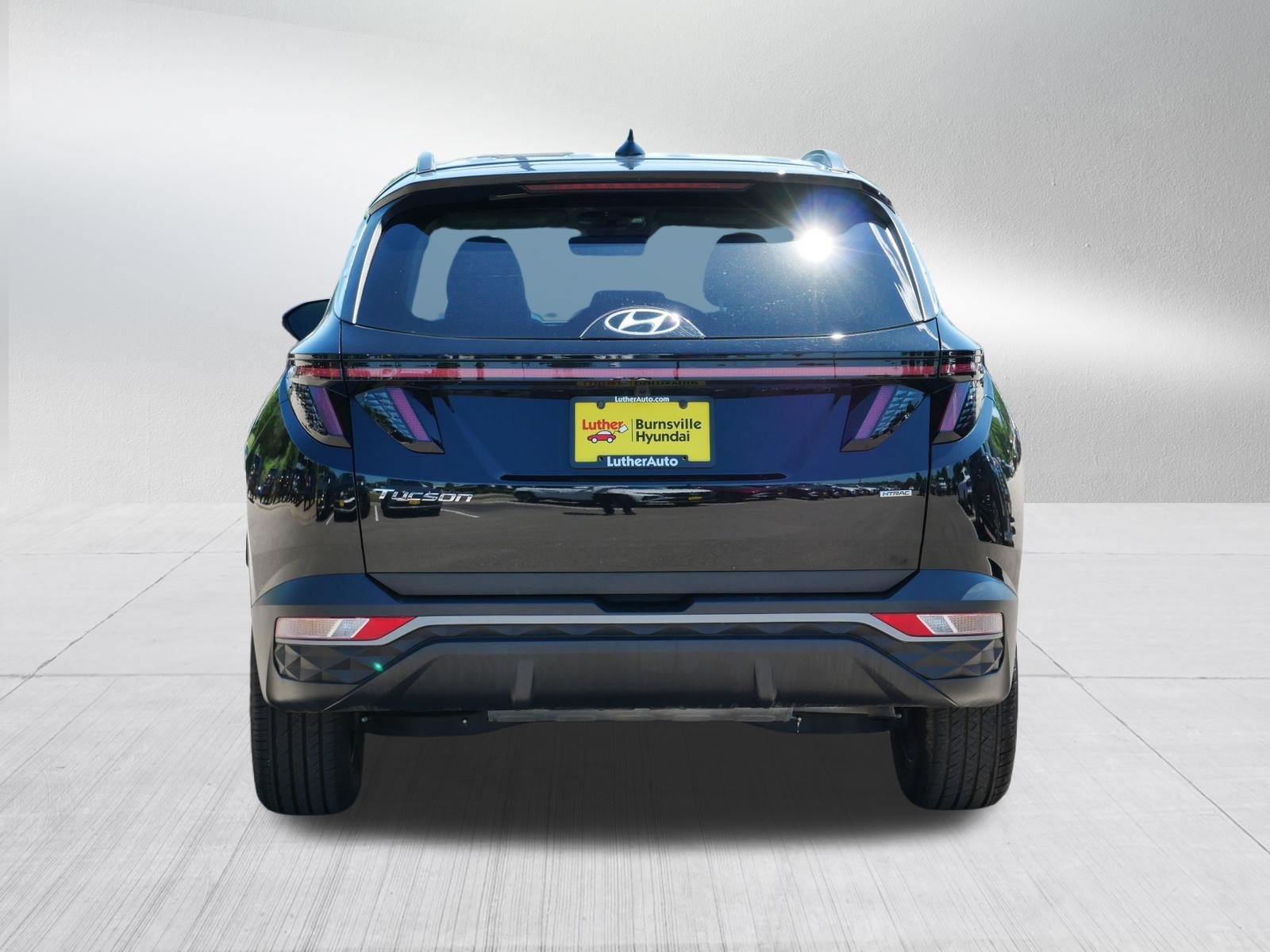 Certified Used 2023 Phantom Black Hyundai SEL image 6