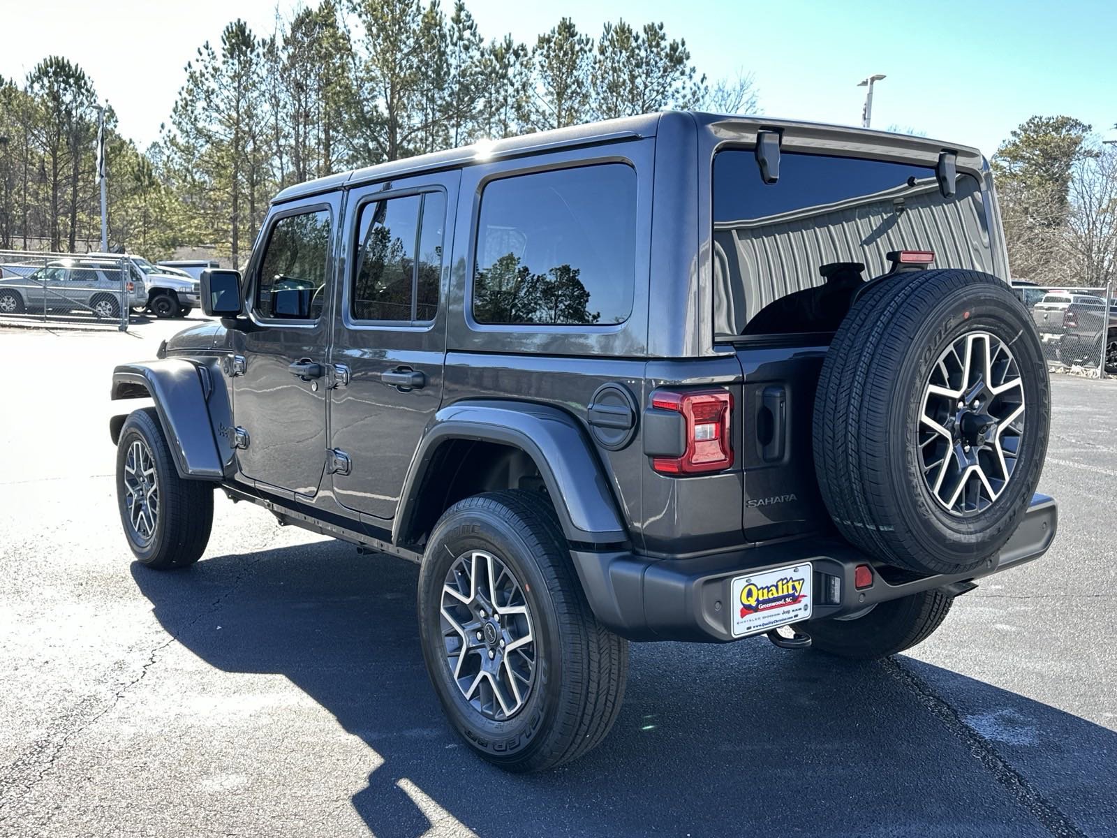2025 Jeep Wrangler 4-Door Sahara - Photo 6
