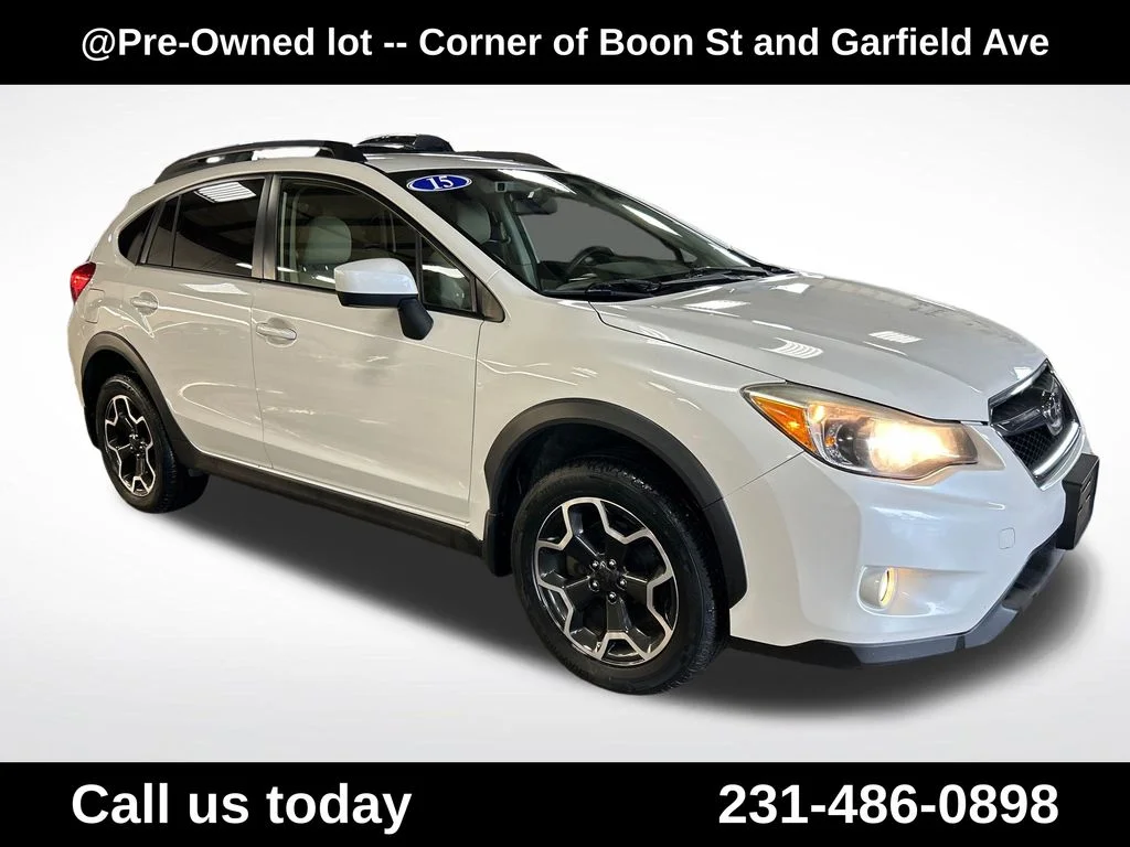 Used 2015 White Subaru 2.0i Premium image 7