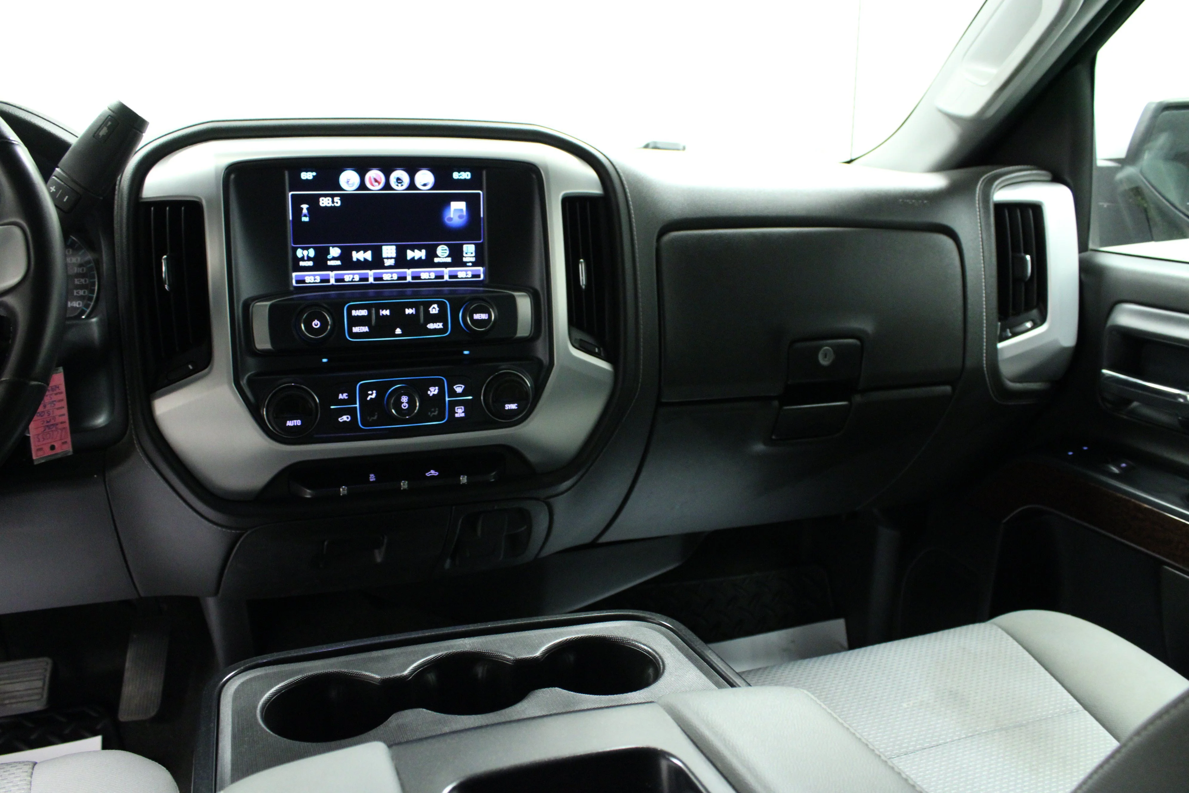 Used 2018 QUICKSILVER METALLIC GMC SLE image 19
