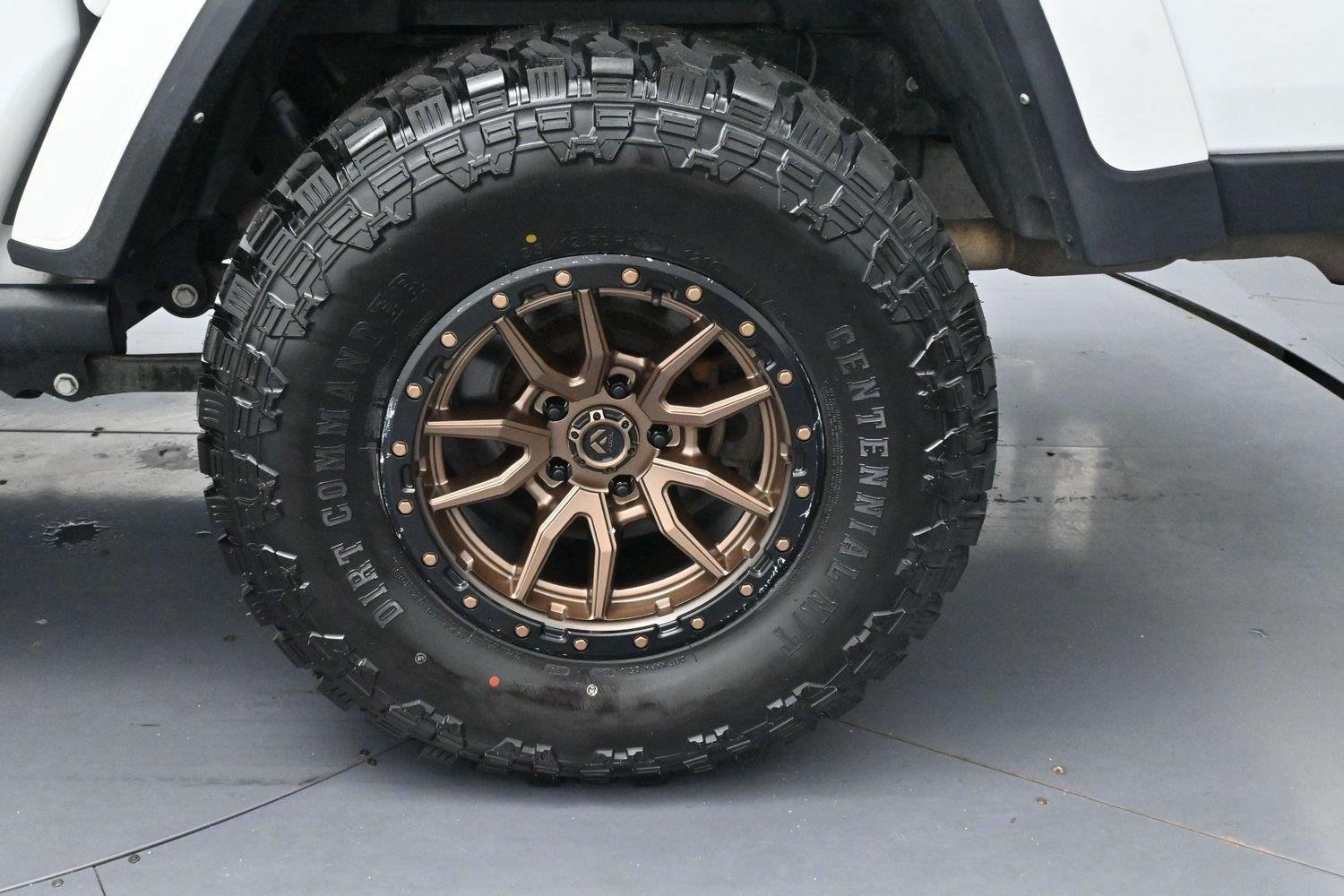 Used 2022 Bright White Clearcoat Jeep Willys image 31