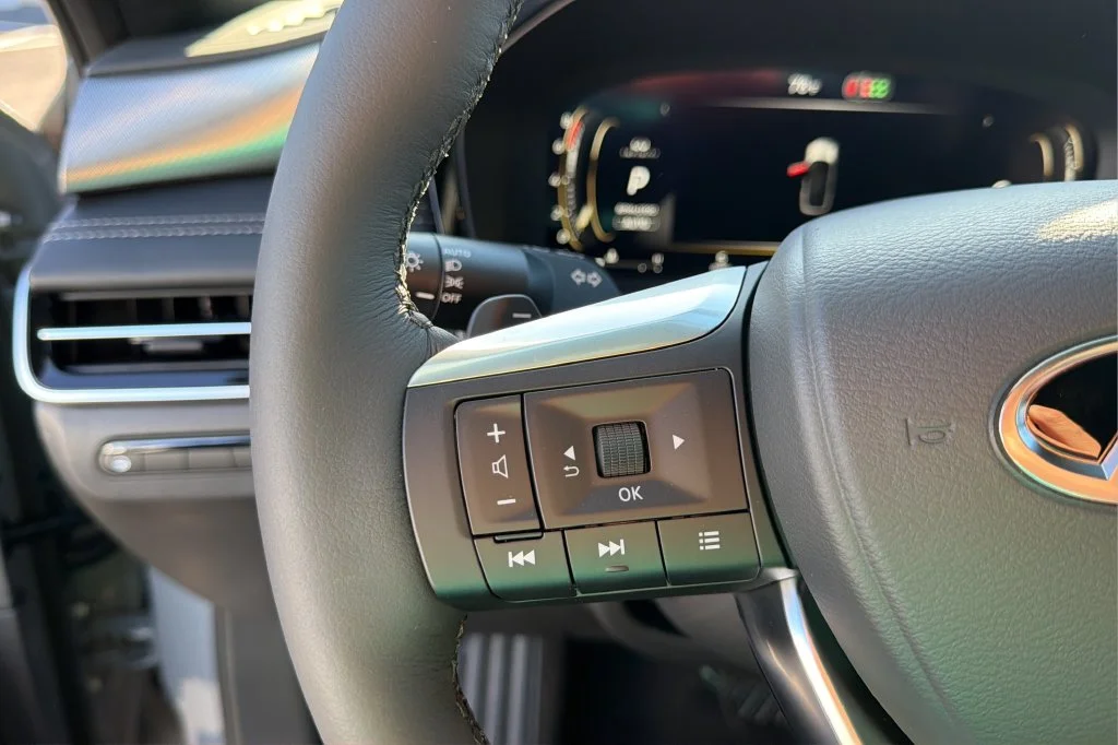 New 2027 HARBOR GRAY INFINITI Sport AWD image 21