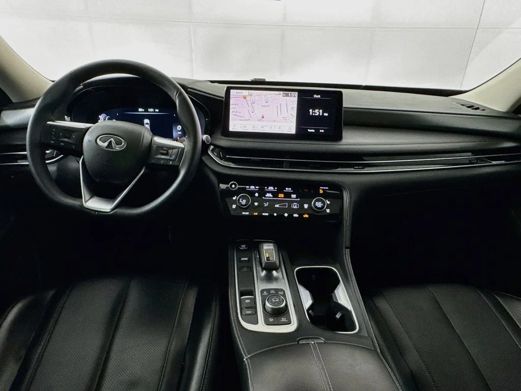Certified Used 2024 Mineral INFINITI LUXE image 29