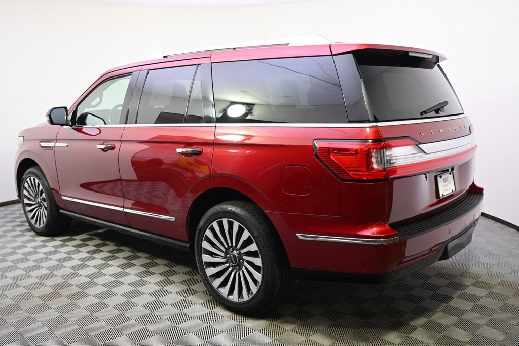 Used 2018 Lincoln Navigator Reserve with VIN 5LMJJ2LT8JEL12650 for sale in Minneapolis, Minnesota